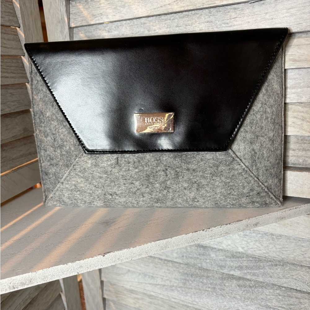 HUGO BOSS Black and Gray Pouch New in Package